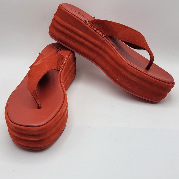 Free People Shoes - Free People Womens Red Suede Platform Thong Sandals Size 40 0003201894